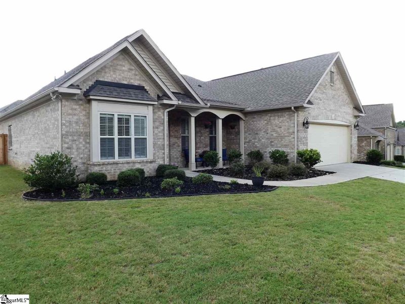 Property image 2 at 109 MacIntyre Street, Simpsonville, SC 29680