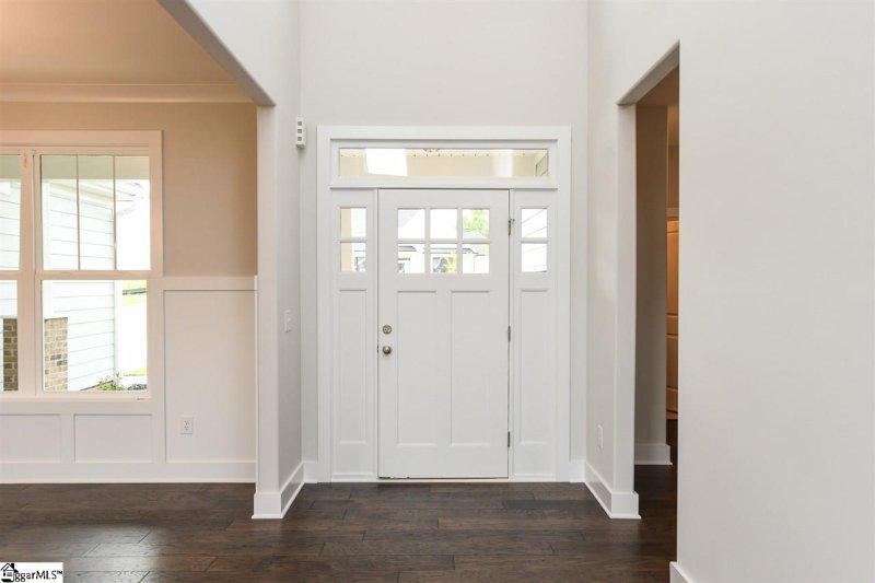 Property image 5 at 1 Claridge Way, Greer, SC 29651