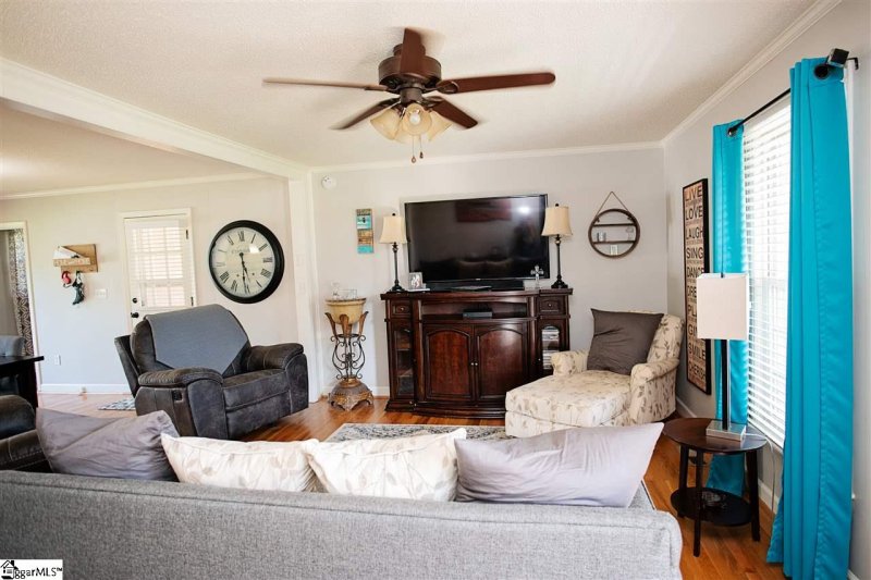 Property image 5 at 108 Lakeland Drive, Greer, SC 29650