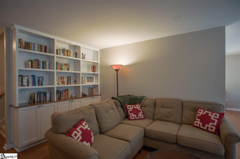 Property image 3 at 43 Perkins Court, Greer, SC 29651