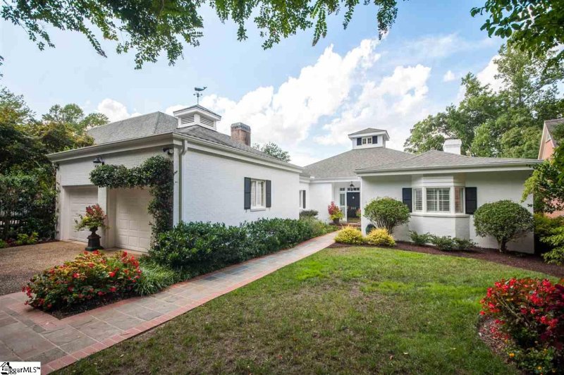 Property image 2 at 222 Hidden Hills Drive, Greenville, SC 29605