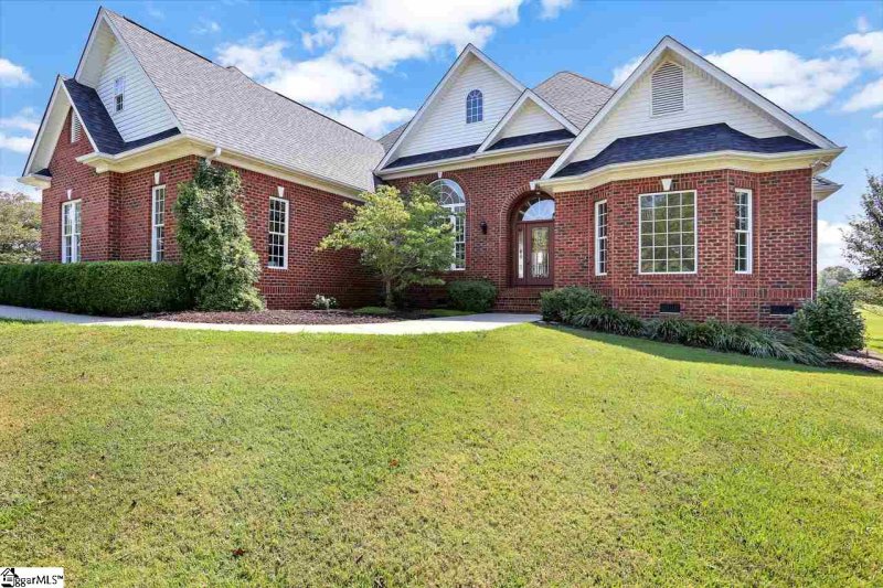 1407 Cross Creek Drive