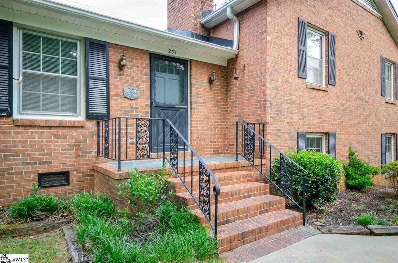 Property image 3 at 231 Donington Drive, Greenville, SC 29615