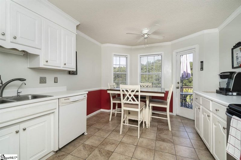 Property image 3 at 250 E Autumn Ridge Road, Moore, SC 29369