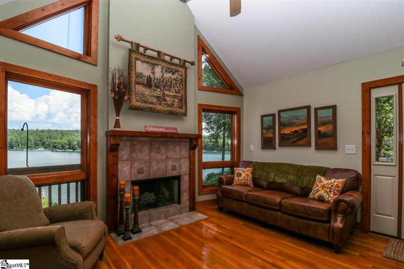 Property image 2 at 505 Ridgewood Point, Salem, SC 29676