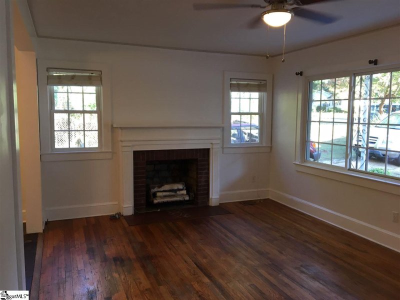 Property image 3 at 230 Dupont Drive, Greenville, SC 29607