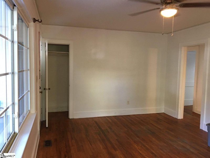 Property image 4 at 230 Dupont Drive, Greenville, SC 29607