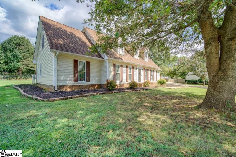 Property image 3 at 462 Litchfield Drive, Moore, SC 29369