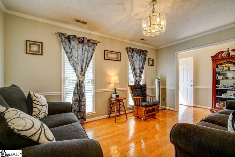 Property image 5 at 462 Litchfield Drive, Moore, SC 29369