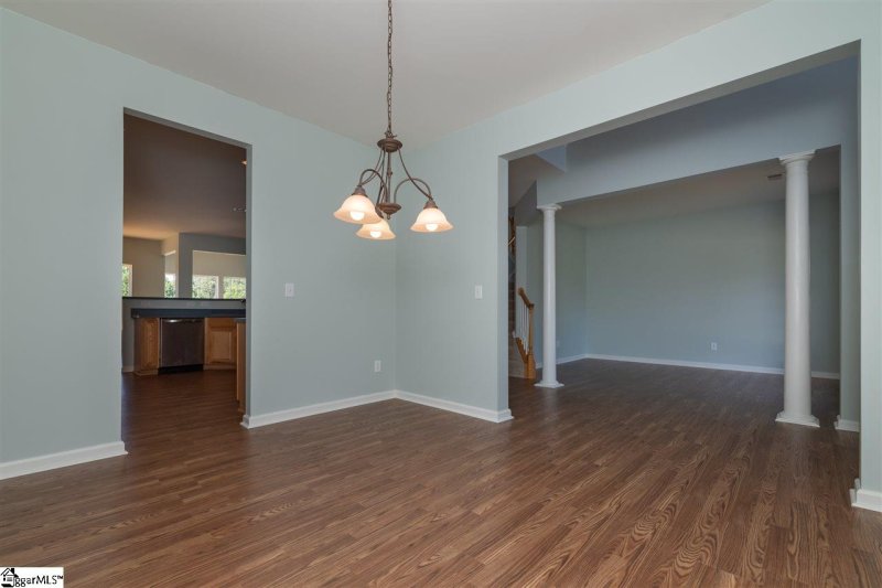 Property image 4 at 400 Belgray Court, Taylors, SC 29687