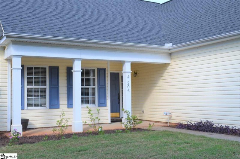 Property image 2 of 206 Laurel Meadows Parkway in Laurel Meadows, Greenville, SC 29607