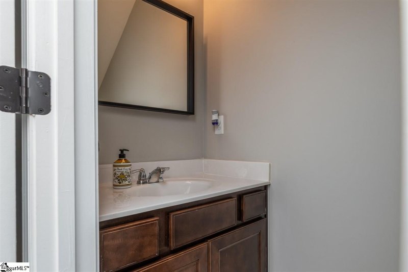 Property image 3 at 113 Triton Court, Simpsonville, SC 29680