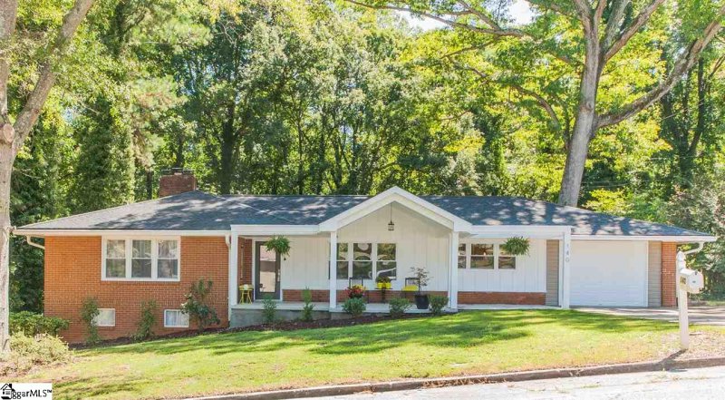 140 Tanglewood Drive