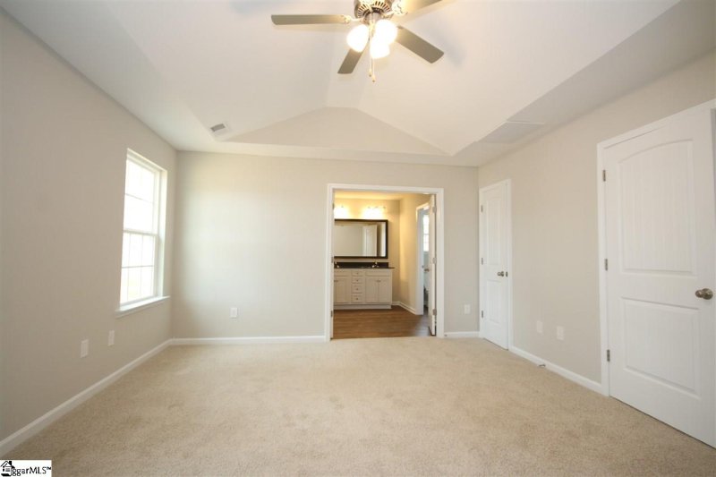 Property image 4 at 616 Autumn Breeze Walk, Inman, SC 29349