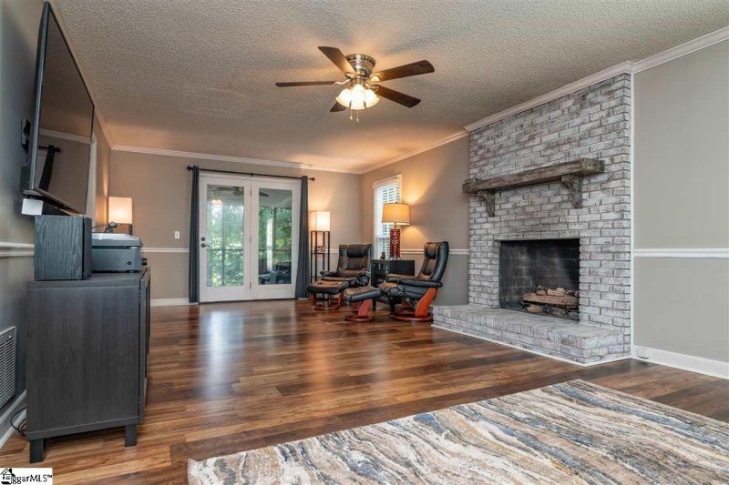 Property image 3 at 110 Kincade Drive, Simpsonville, SC 29681