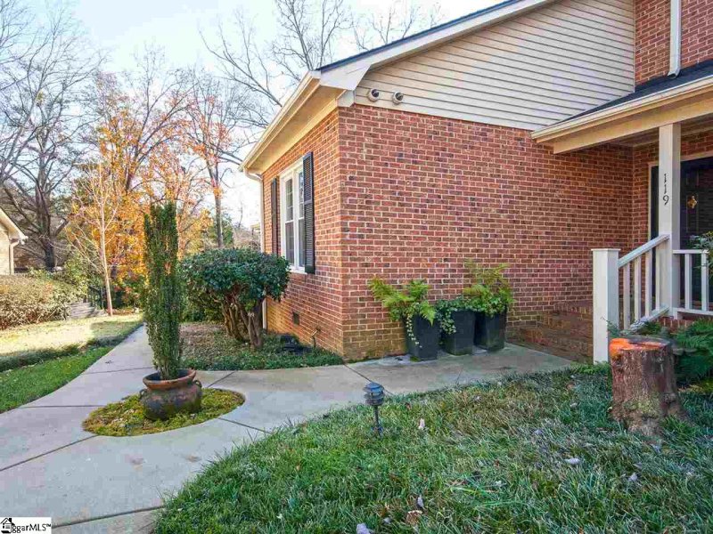 Property image 3 at 119 McDaniel Greene, Greenville, SC 29601