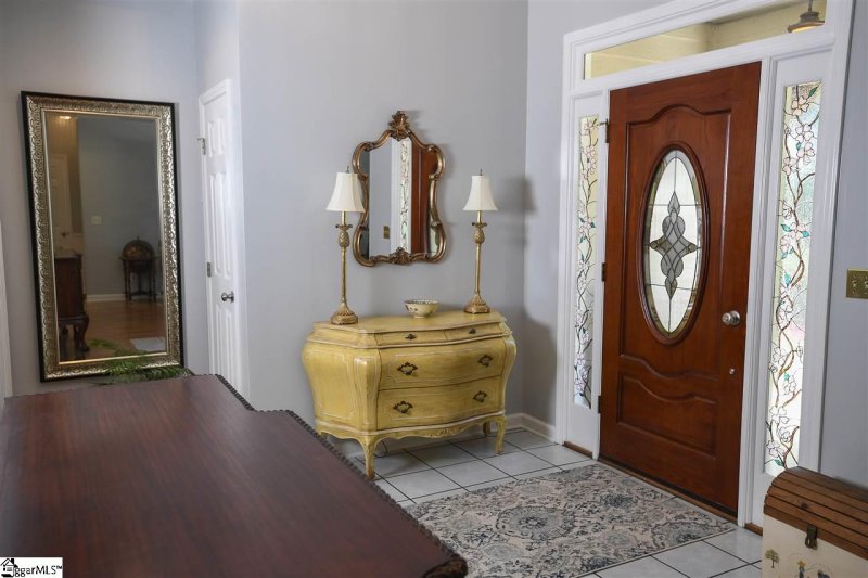 Property image 3 at 104 Lakewinds Court, Inman, SC 29349