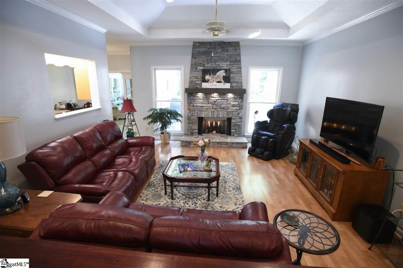 Property image 4 at 104 Lakewinds Court, Inman, SC 29349