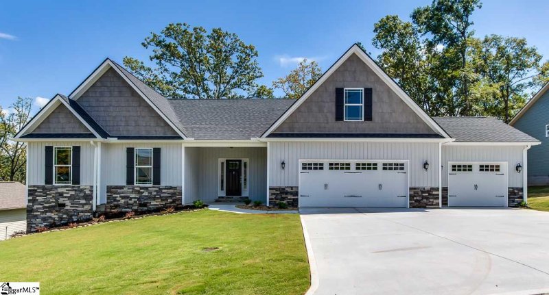 5 Alice Kelley Court