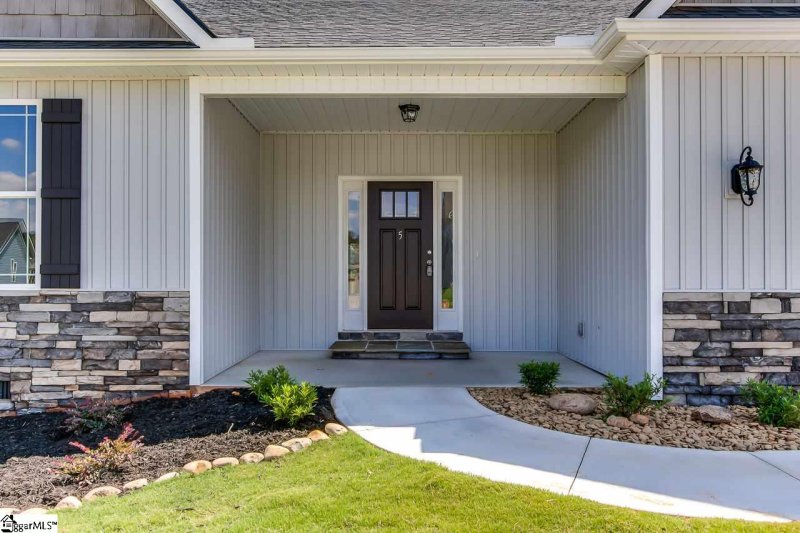 Property image 4 at 5 Alice Kelley Court, Travelers Rest, SC 29690