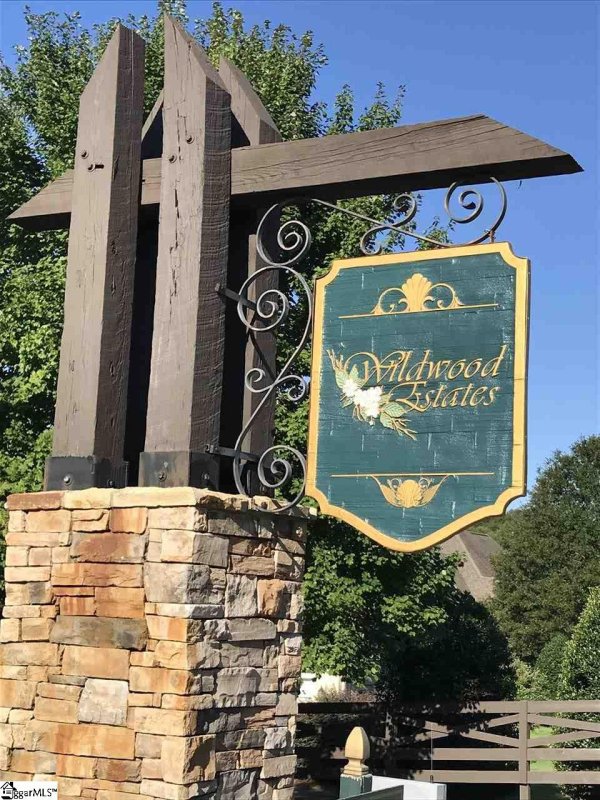 Property image 2 at 529 Bridlewood Lane, Spartanburg, SC 29301