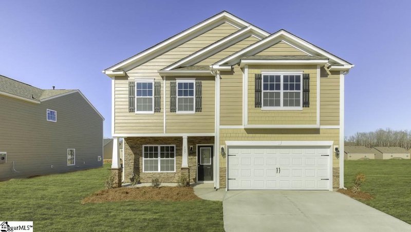 101 Addlestone Circle