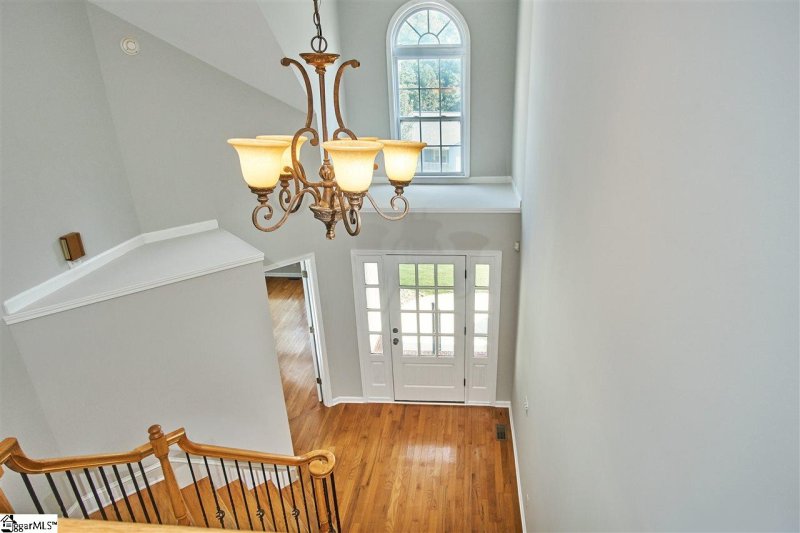 Property image 4 at 312 Winding Brook Court, Greenville, SC 29617