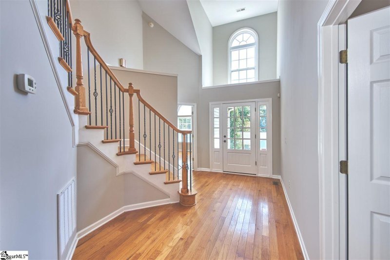 Property image 5 at 312 Winding Brook Court, Greenville, SC 29617