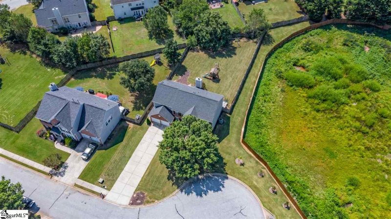 Property image 2 at 105 Collier Lane, Greer, SC 29650