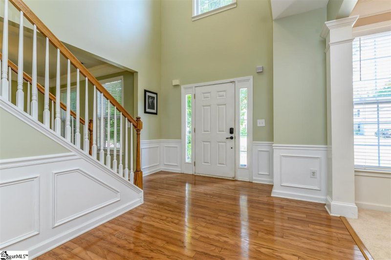 Property image 3 at 105 Collier Lane, Greer, SC 29650