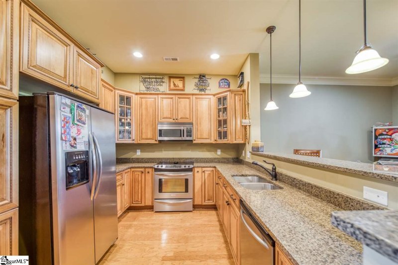 Property image 3 at 604 Driftwood Lane, West Union, SC 29696