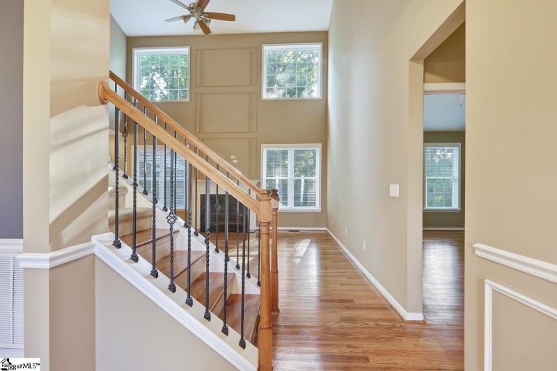 Property image 2 at 204 N Antigo Court, Greer, SC 29650-2983