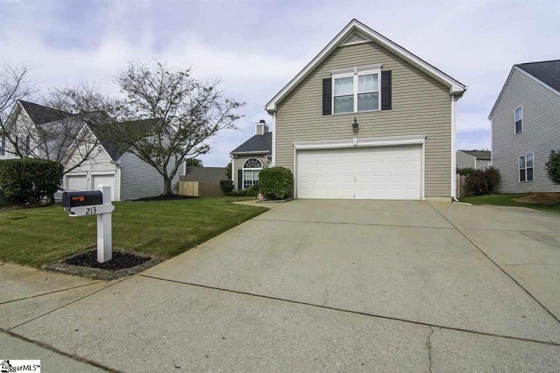 Property image 5 at 213 Clay Thorn Court, Greer, SC 29651