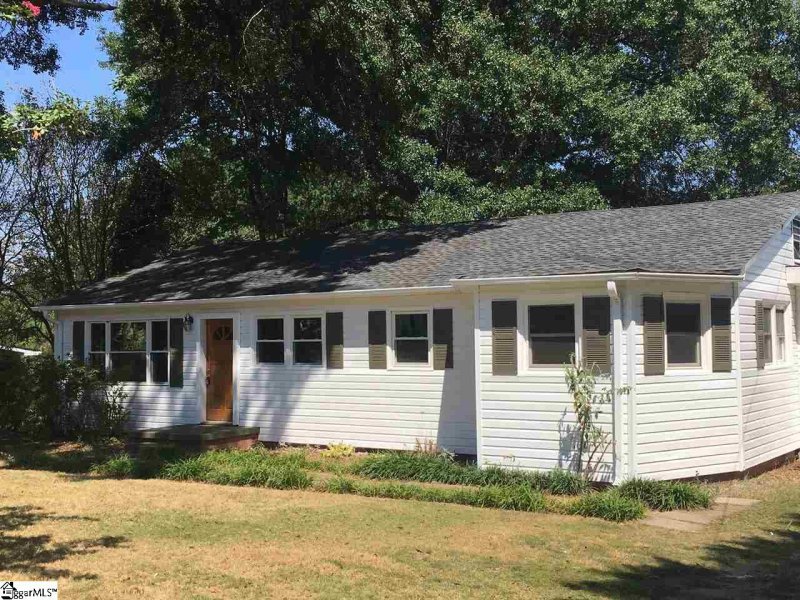 Property image 3 at 15 Patton Drive, Greenville, SC 29605