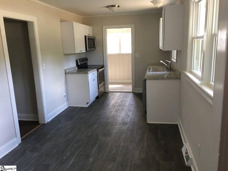 Property image 4 at 15 Patton Drive, Greenville, SC 29605