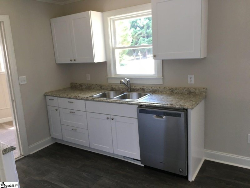 Property image 5 at 15 Patton Drive, Greenville, SC 29605