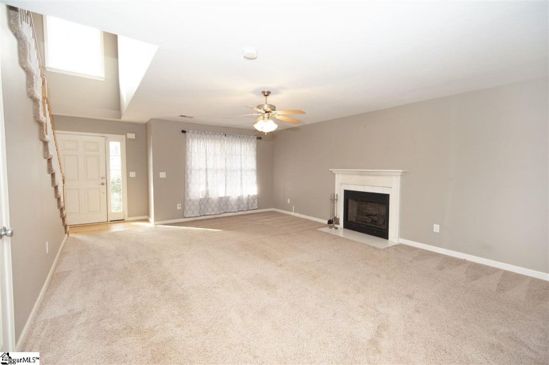 Property image 4 at 5 Clematis Drive, Taylors, SC 29687