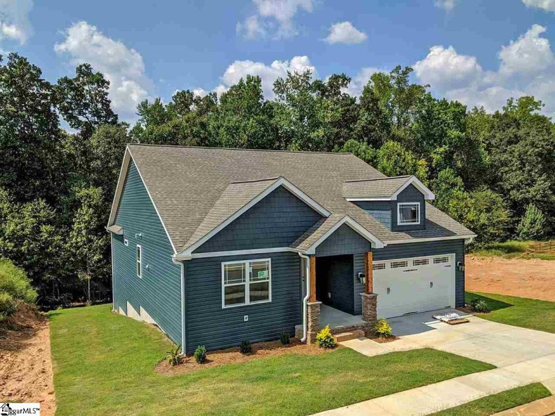 Property image 4 at 325 Brenleigh Court, Simpsonville, SC 29680