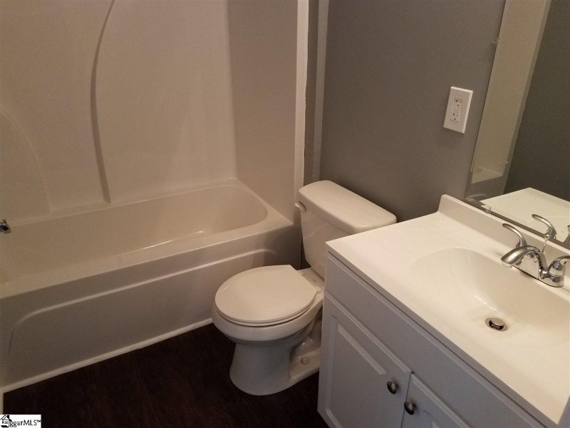 Property image 5 at 327 Jacquline Lane, Greenville, SC 29607