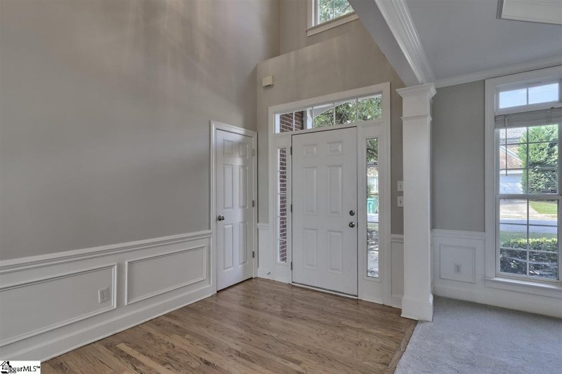 Property image 2 at 9 Treyburn Court, Greer, SC 29650