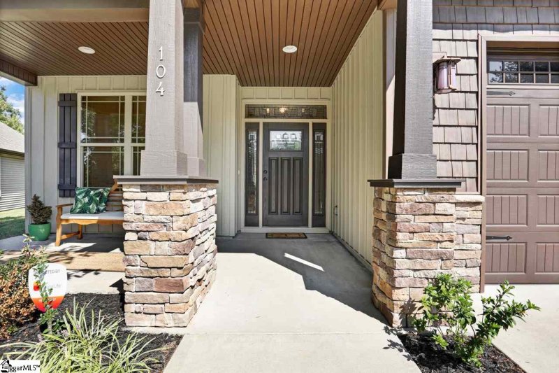 Property image 2 at 104 Litten Way, Greenville, SC 29615