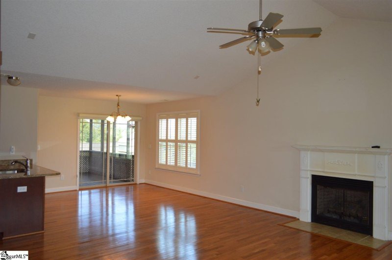 Property image 4 at 105 Crimson Glory Way, Travelers Rest, SC 29690