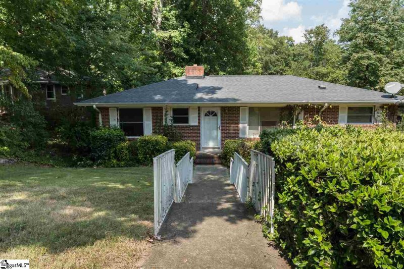 Property image 2 at 309 Cardinal Drive, Taylors, SC 29687