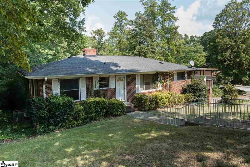 Property image 3 at 309 Cardinal Drive, Taylors, SC 29687