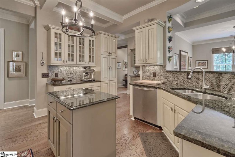 Property image 5 at 164 Ridgeland Drive, Greenville, SC 29601