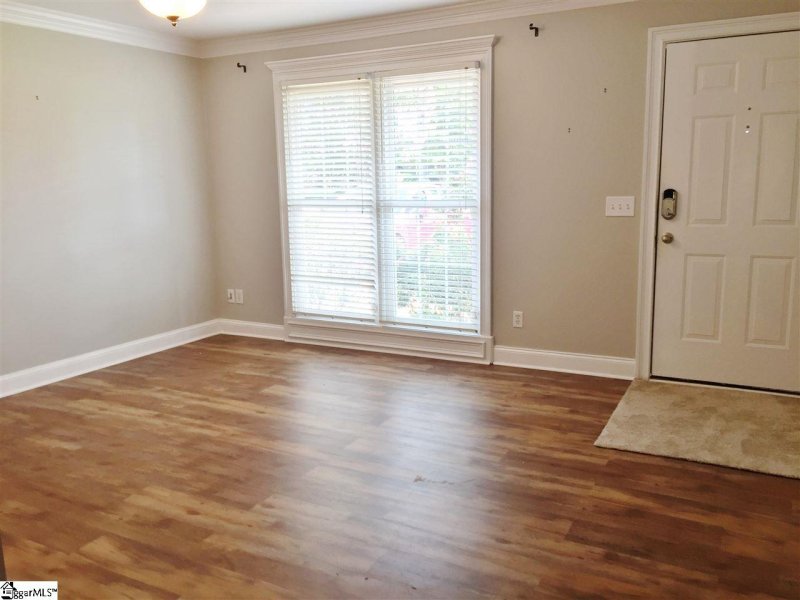 Property image 4 at 3 E Fieldsparrow Court, Greenville, SC 29615