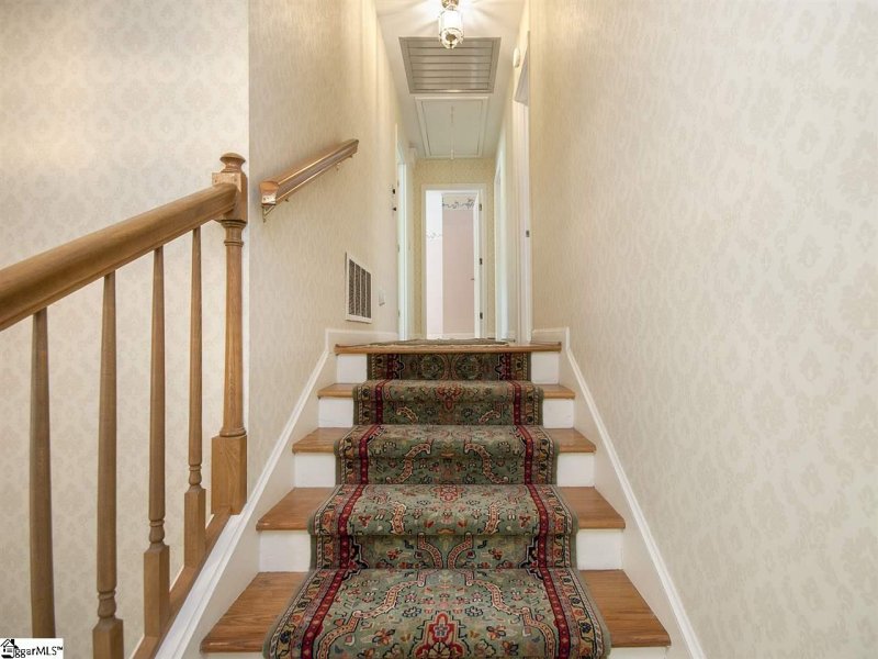 Property image 5 at 112 Honey Horn Drive, Simpsonville, SC 29681