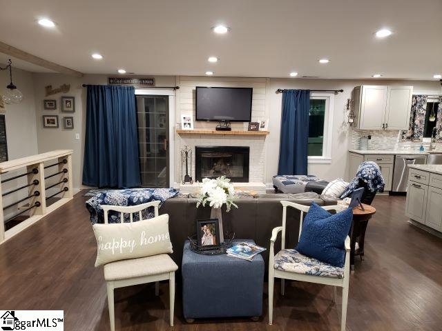 Property image 2 at 10 leacroft Drive, Greenville, SC 29615