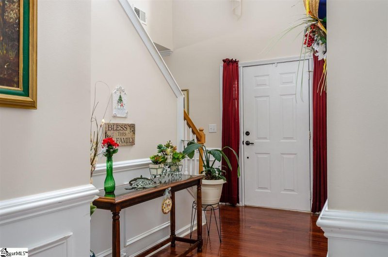 Property image 4 at 217 Northcliff Way, Greenville, SC 29617