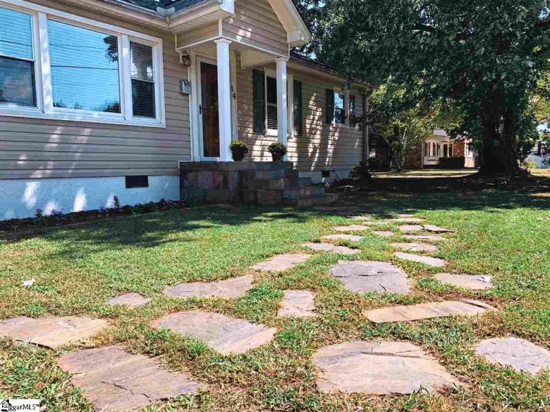 Property image 4 at 14 Kent Lane, Greenville, SC 29609